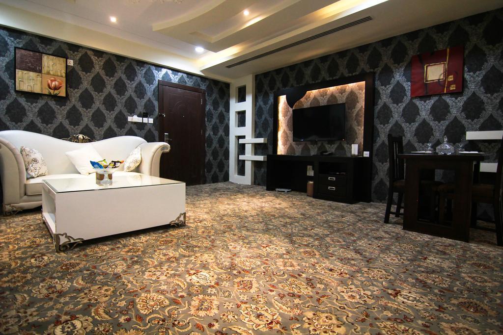 Rest Night Serviced Apartments- Alhamra Эр-Рияд Номер фото A room at the hotel