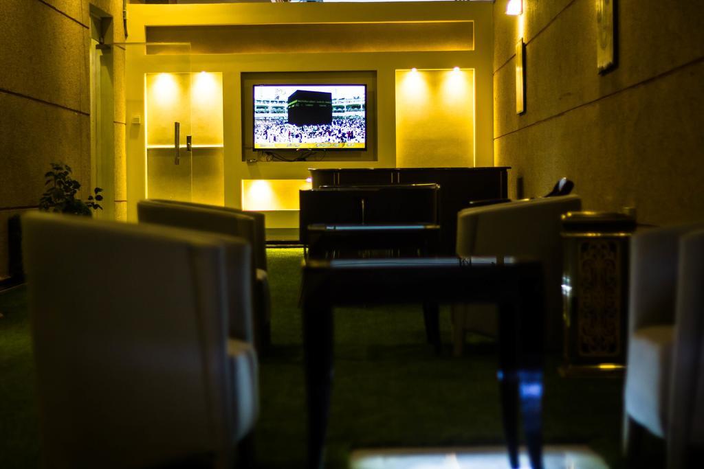 Rest Night Serviced Apartments- Alhamra Эр-Рияд Экстерьер фото The interior of the lounge
