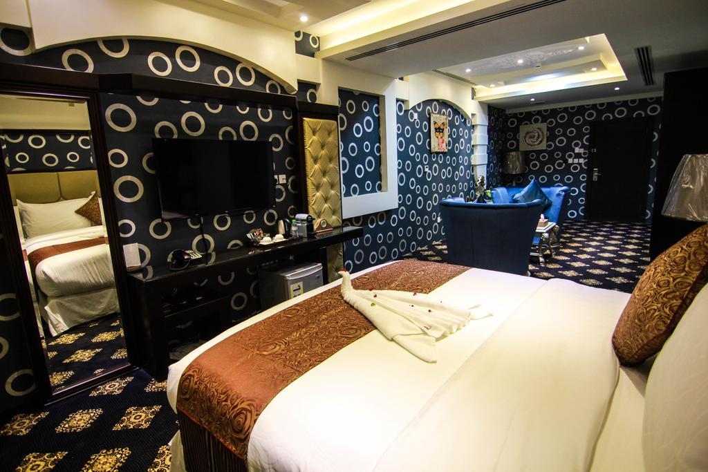 Rest Night Serviced Apartments- Alhamra Эр-Рияд Экстерьер фото Suite